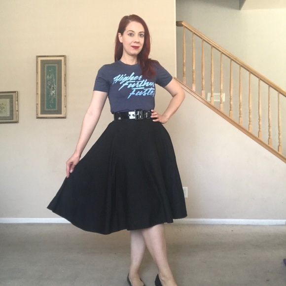 Meet your Posher, Jennifer - Picture 5 of 6